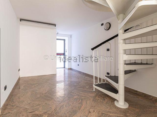 Locale in affitto di 85 m² in Via Porta Pretoria, 40