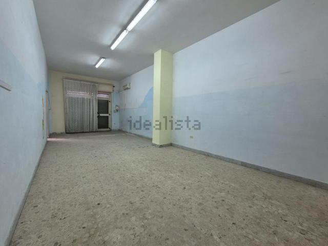 Locale in affitto di 85 m² in Viale Michelangelo