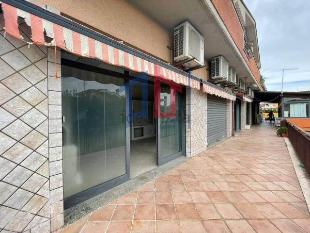Locale in affitto di 85 m² in Viale Nuova Florida