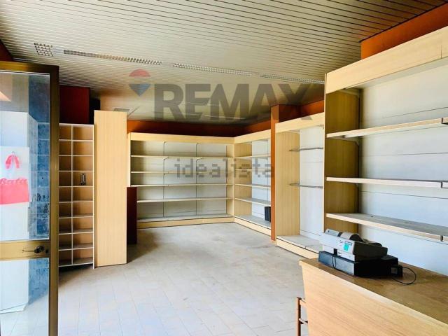 Locale in affitto di 86 m² in Via Giuseppe Mazzini, 4