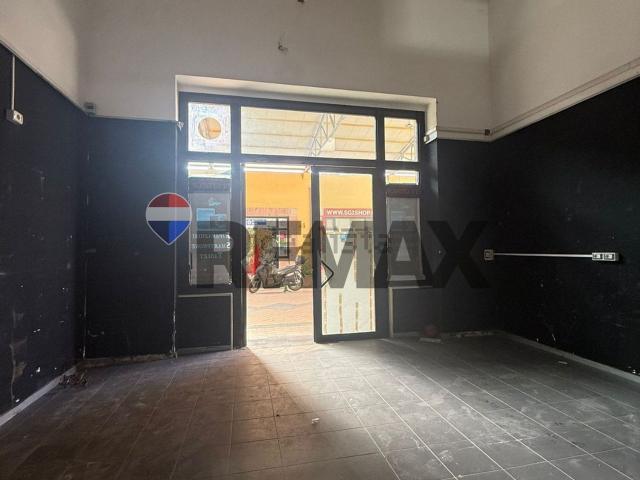 Locale in affitto di 86 m² in Via Nicola Bruni Grimaldi