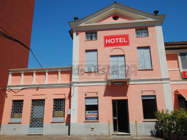 Locale in affitto di 88 m² in Via Monte Pasubio, 27