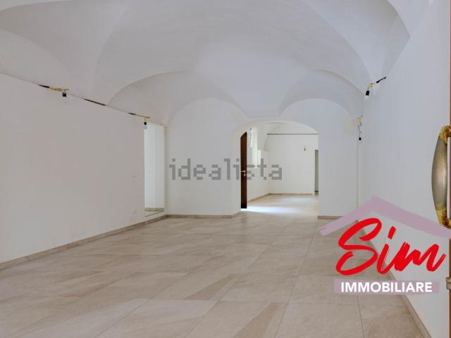 Locale in affitto di 93 m² in Corso Cavour