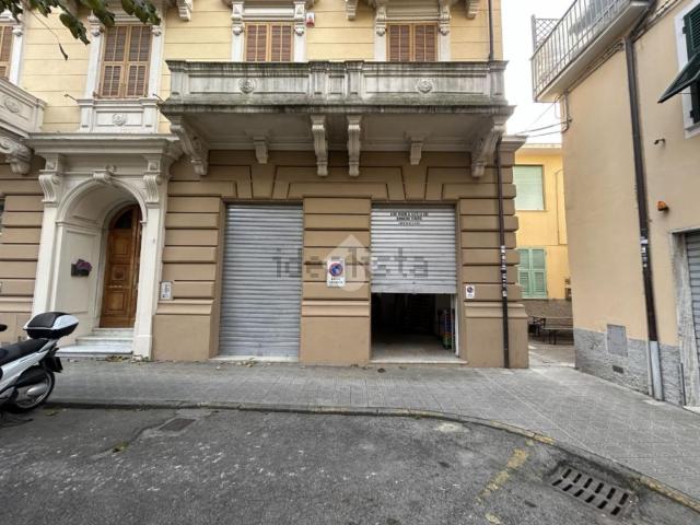 Locale in affitto di 93 m² in Piazza Generale Negri di Sanfront