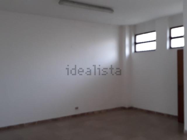 Locale in affitto di 93 m² in Via del Filarete, 10