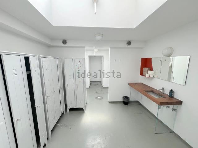 Locale in affitto di 900 m² in Piazza Santo Spirito