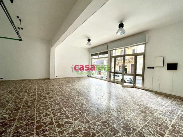 Locale in affitto di 90 m² in Corso Italia
