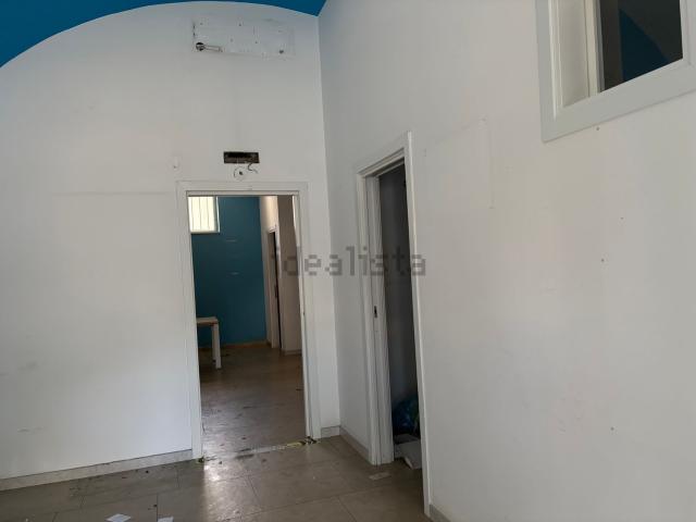Locale in affitto di 90 m² in Piazza Garibaldi, 74