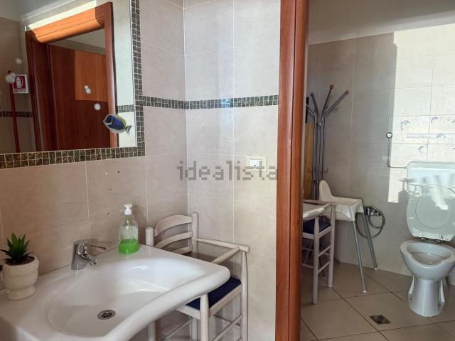Locale in affitto di 90 m² in Via Vestina, 782