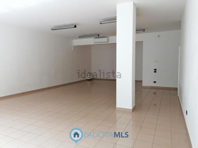 Locale in affitto di 90 m² in Via A. Gramsci, 75