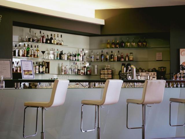 Locale in affitto di 90 m² in Via Benedetto Croce