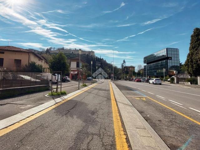 Locale in affitto di 90 m² in Via Cesare Lombroso, 4