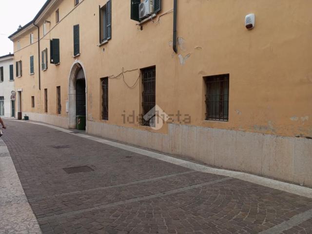 Locale in affitto di 90 m² in Via Guglielmo Marconi, 33