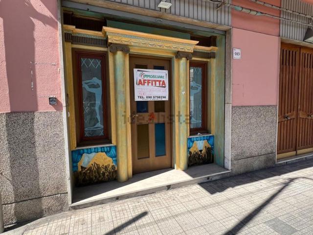 Locale in affitto di 90 m² in Via John F. Kennedy, 103