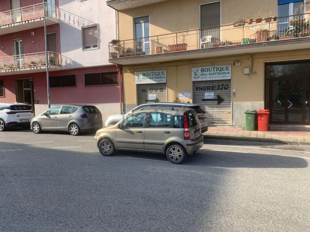 Locale in affitto di 90 m² in Via Luigi Balestra