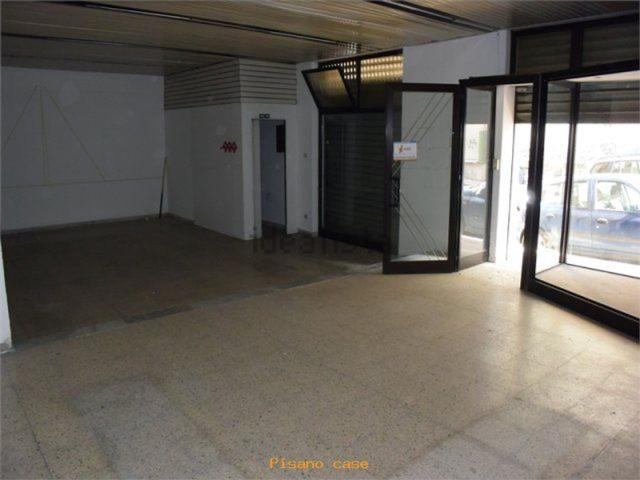 Locale in affitto di 90 m² in Via napoli, 18