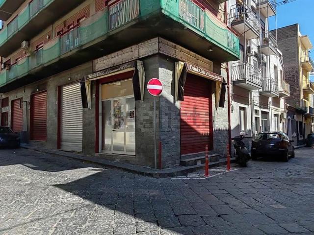 Locale in affitto di 90 m² in Via Roma, 341