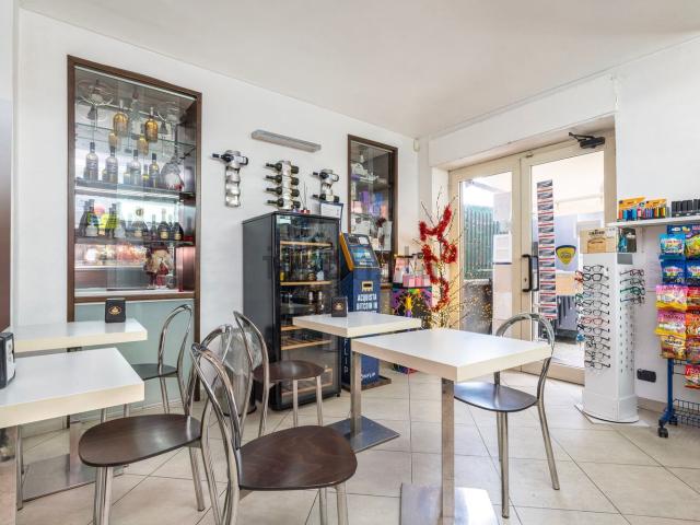Locale in affitto di 90 m² in Viale Enrico Thovez, 6