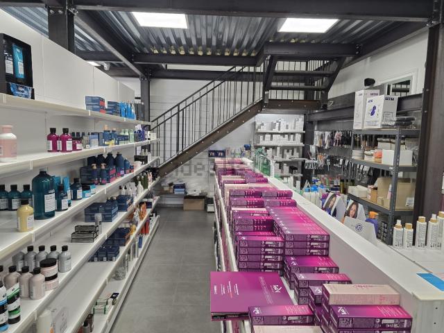 Locale in affitto di 90 m² in Viale Fabrateria Vetus