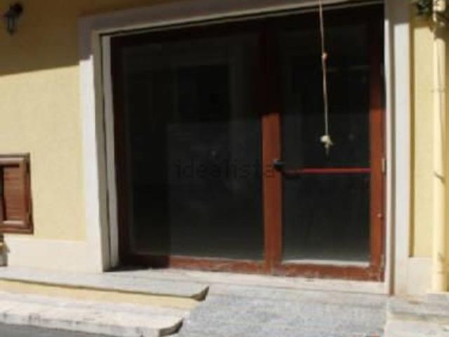 Locale in affitto di 90 m²