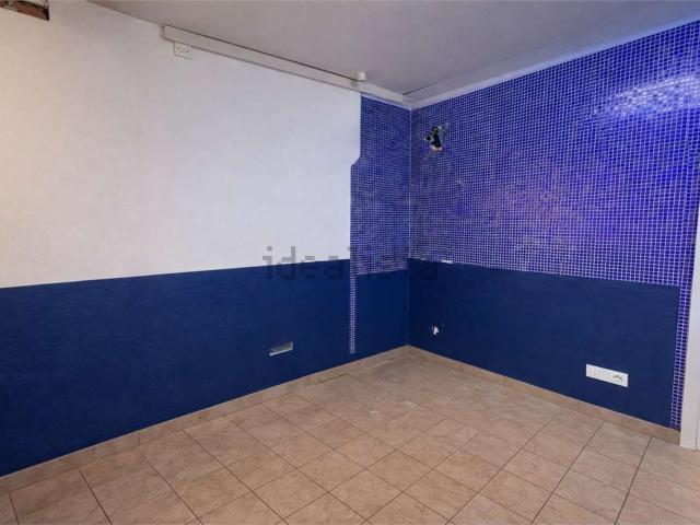 Locale in affitto di 90 m²
