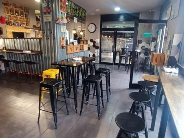 Locale in affitto di 90 m²