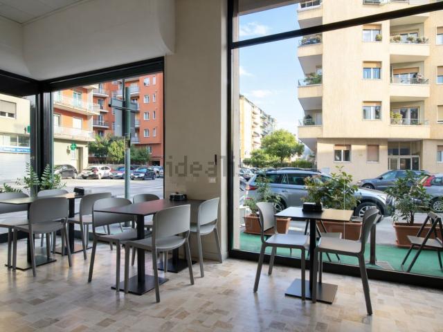 Locale in affitto di 92 m² in Via Padre Ravasi, 44