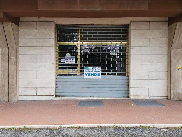 Locale in affitto di 97 m² in Via Gioacchino Rossini, 10