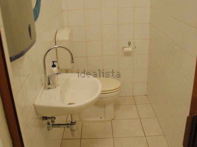 Locale in affitto di 94 m² in Via Riviera Berica