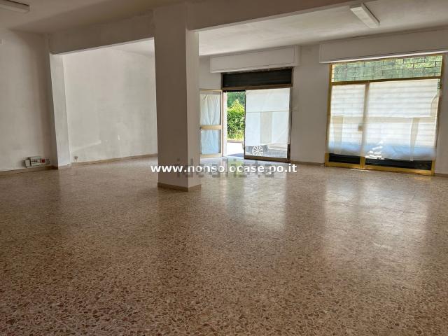 Locale in affitto di 94 m² in Viale della repubblica