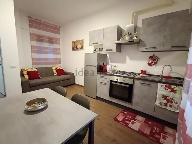 Locale in affitto di 94 m² in Viale Leonardo da Vinci, 140