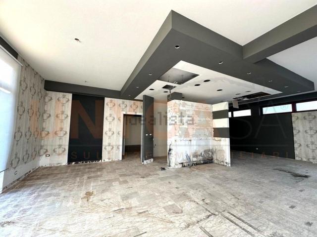 Locale in affitto di 95 m² in Via Mestrino