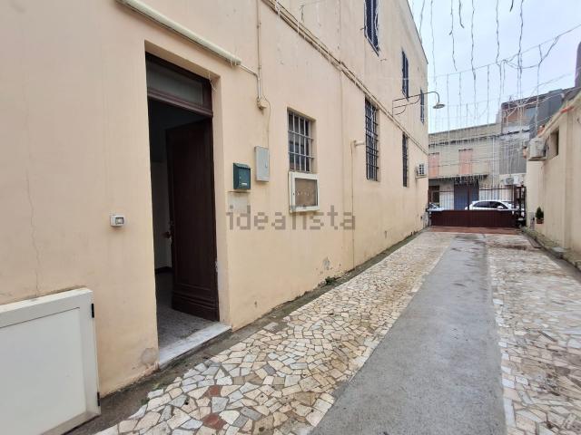 Locale in affitto di 95 m² in Via Nazionale, 371