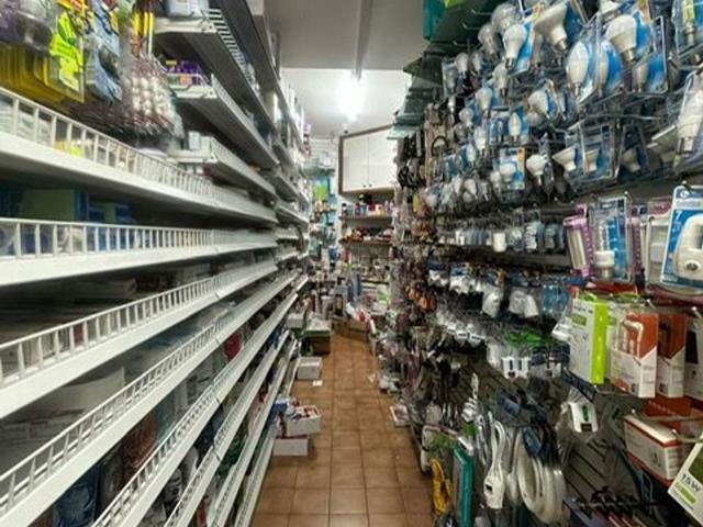 Locale in affitto di 95 m² in Viale Bruno Buozzi