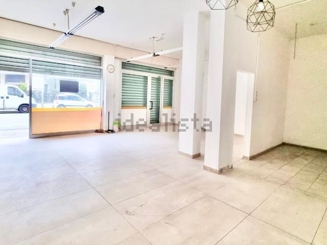Locale in affitto di 95 m² in Viale Rimembranze