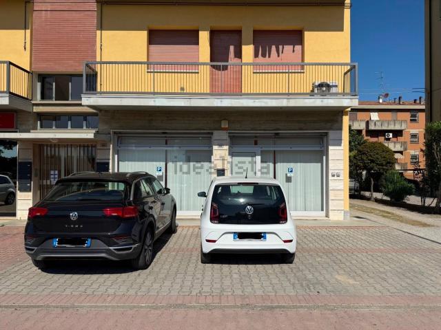 Locale in affitto di 98 m² in Via Nazionale