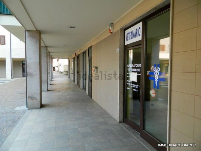 Locale in affitto di 99 m² in Piazza Garzena, 1