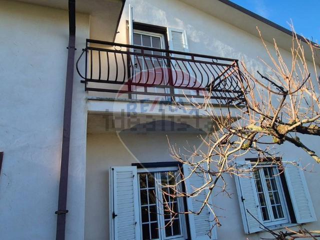 Locale in affitto di 100 m²