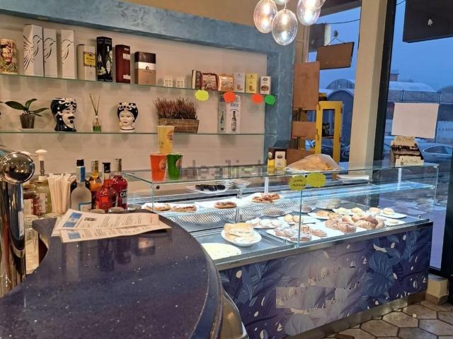 Locale in affitto di 100 m²