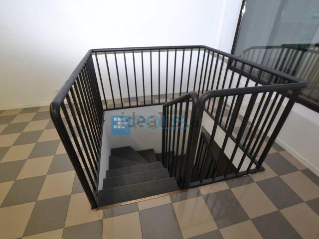 Locale in affitto di 100 m²
