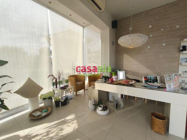 Locale in affitto di 100 m²