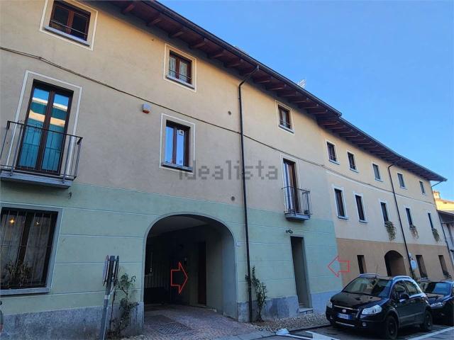 Locale in affitto di 100 m²