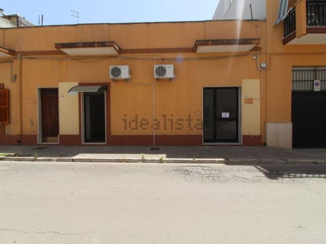 Locale in affitto di 100 m² in Via Abruzzi
