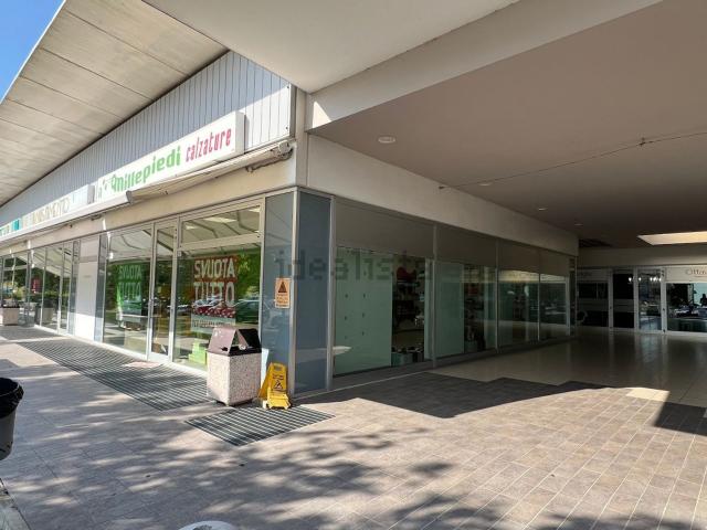 Locale in affitto di 100 m² in Via Alberto Giacometti, 6