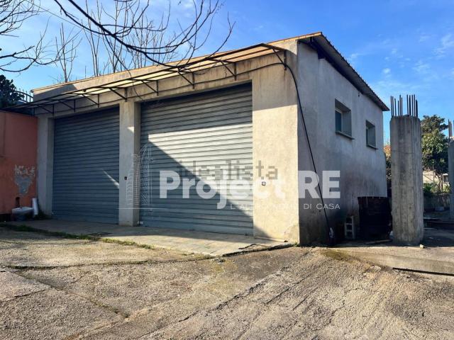 Locale in affitto di 100 m² in Contrada Murroco