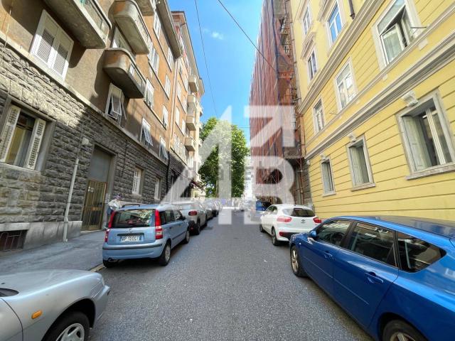 Locale in affitto di 100 m² in Via dell&apos Industria, 18
