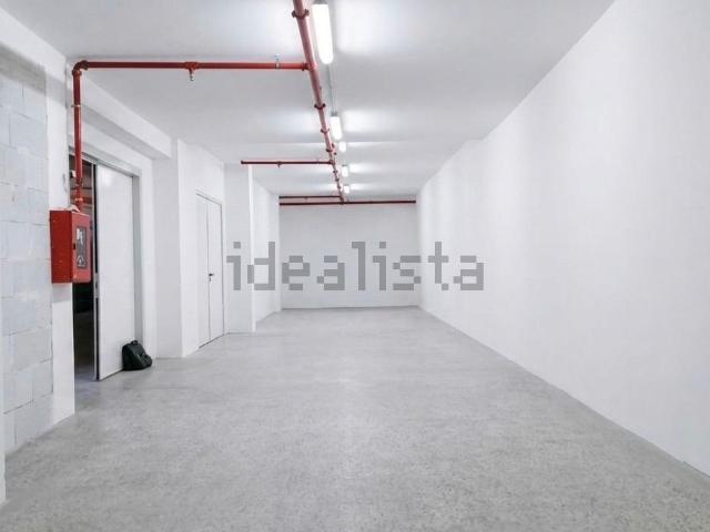 Locale in affitto di 100 m² in Via della Valverde