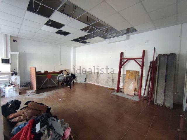 Locale in affitto di 100 m² in Via Fiume