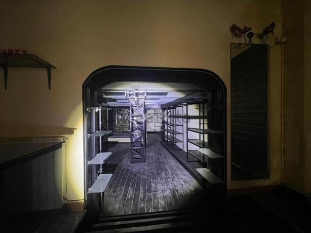 Locale in affitto di 100 m² in Via Filippo Pacini