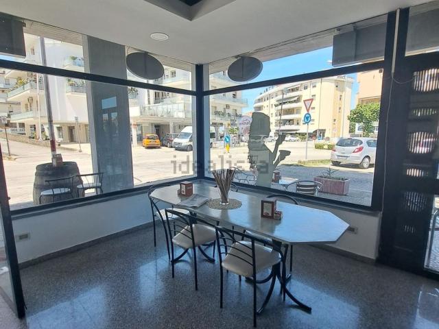 Locale in affitto di 100 m² in Via Madonna Sette Dolori